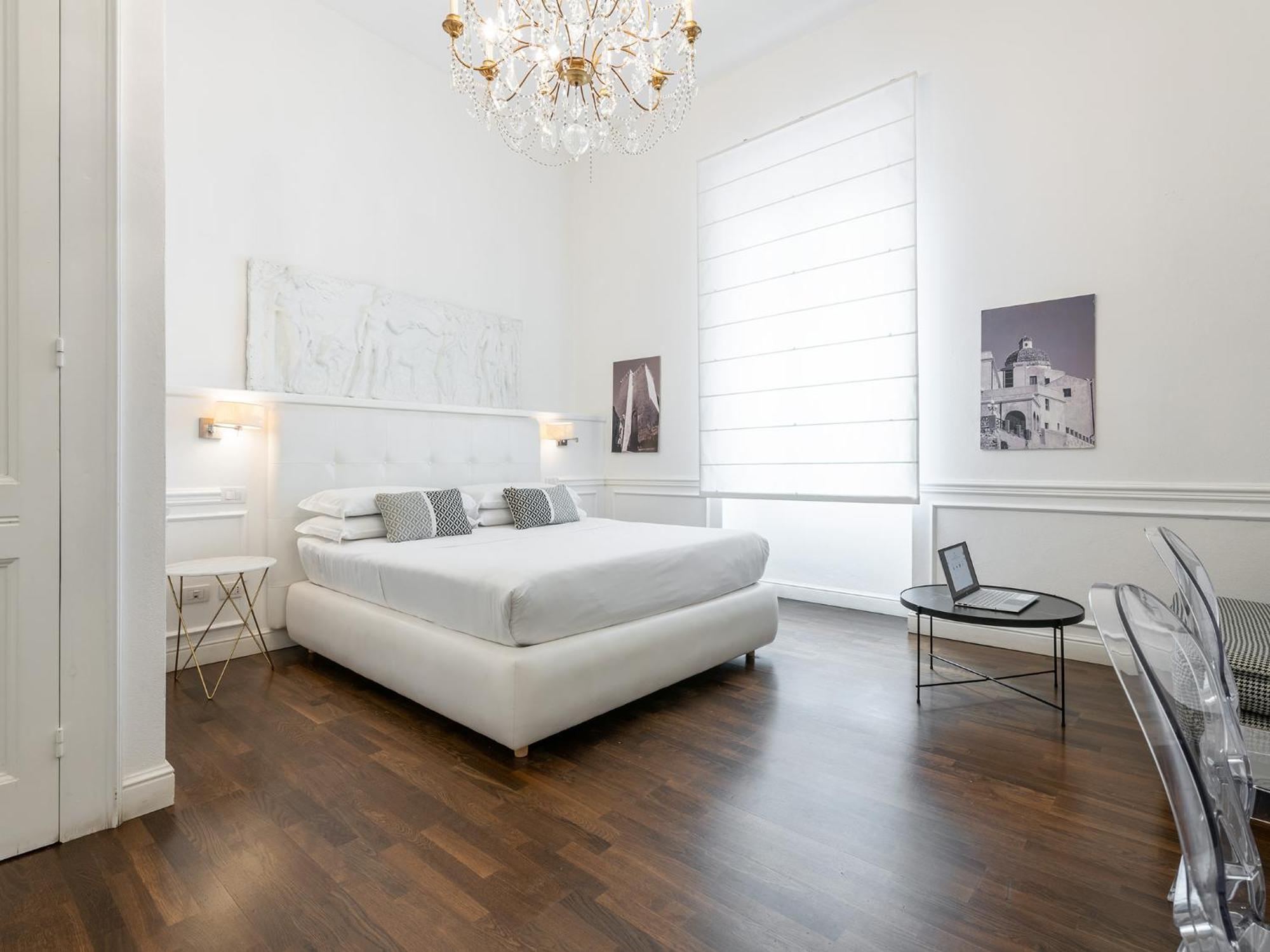 Gasthuis Pley Boutique Cagliari